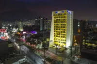 City Express Plus by Marriott Monterrey Galerias Отели рядом с достопримечательностью «Парк ЛАГОС»