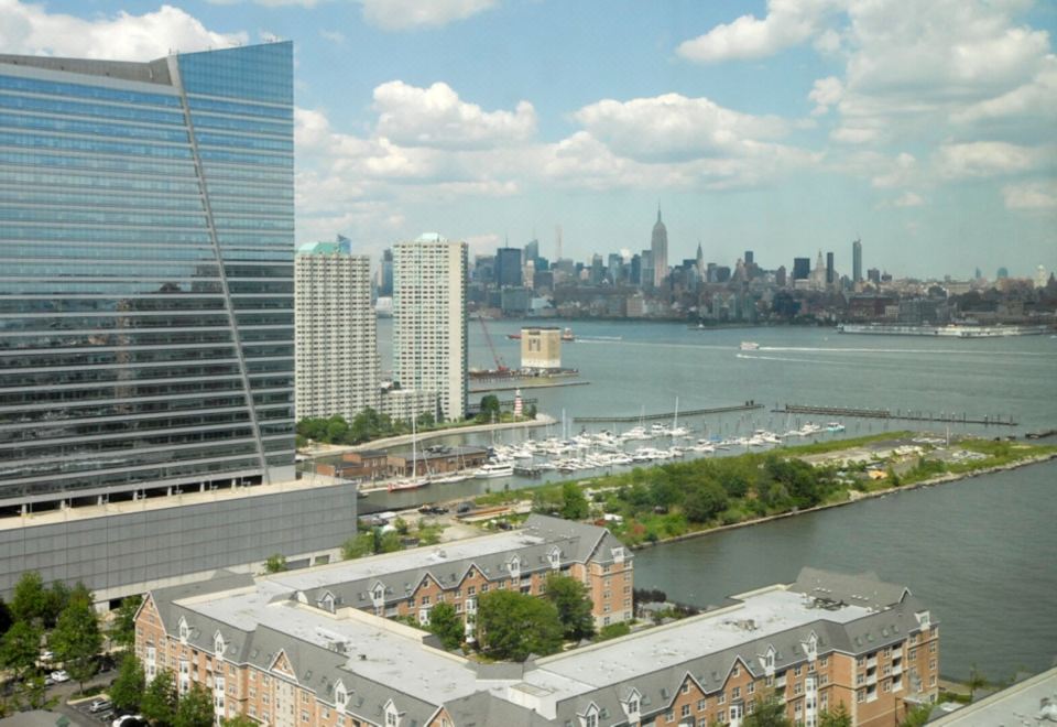 Global luxury hotsell suites at newport