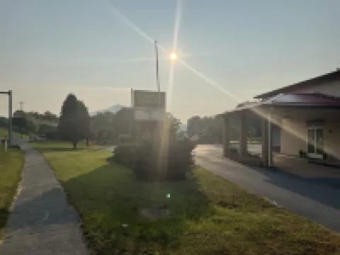 Capital O Fincastle Motor Inn Tazewell Hotels in Southern