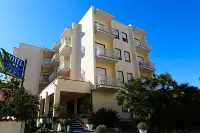 Hotel Splendid Hotels in San Bartolomeo al Mare