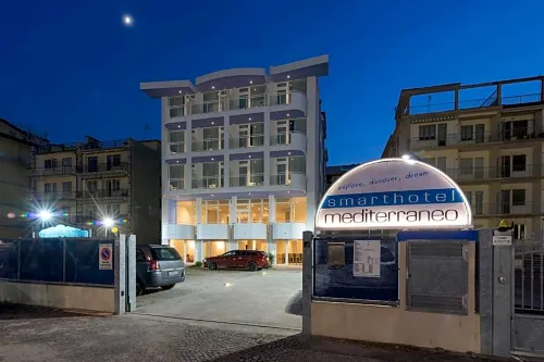 Hotel Mediterraneo - Pet Friendly