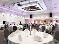 Elite Park Avenue Hotel Hotels near Centrum