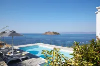 Eleia Seafront Rooms & Villas