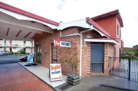 Riverview Motor Inn - Pools