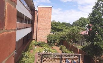 Spacious Executive Holiday Apartment in Bulawayo