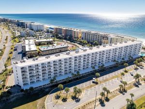 Seacrest 206 is a Gorgeous Gulf Front2 Br with Free Beach Service for 2 by RedAwning