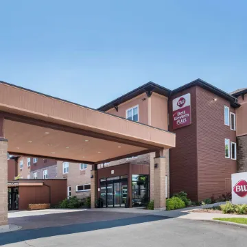 Best Western Plus Bathurst Hotel  Suites