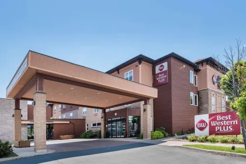 Best Western Plus Bathurst Hotel  Suites - Gym