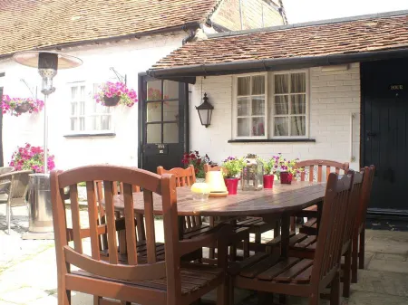 The Saracens Head Inn