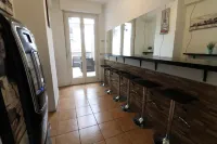 Guest House Pirelli Milano Hotel di Centro Direzionale