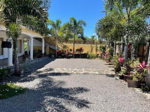 Hotel Ahavah, Exterior, Garden