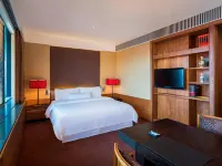 The Westin Xi’an（2-min walk to Giant Wild Goose Pagoda & 15-20min stroll to Shaanxi History Museum） Hotels near Dacien Temple
