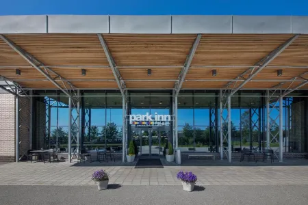 Park Inn by Radisson Oslo Airport Hotel West Отели в г. Gardermoen