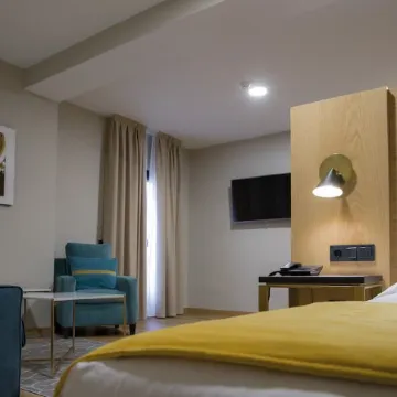 HOTEL ZENTRAL MAYORAL TOLEDO