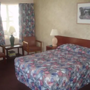 Belleair Village Motel