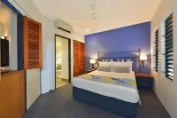 Reef Club Resort - Beach