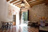 Petit Hotel Hostatgeria la Victoria - 朝食