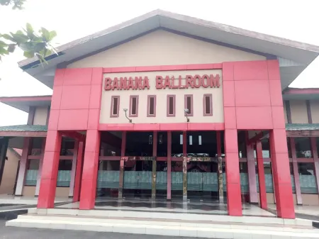 Werra Resort Hotel Отели в г. East Kotawaringin Regency