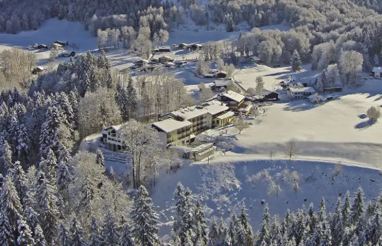 阿爾本胡夫阿爾姆健康酒店