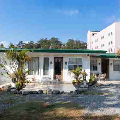 Agreeable Family Baguio Suites Hotel Exterior