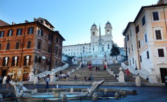 Piazza di Spagna 9