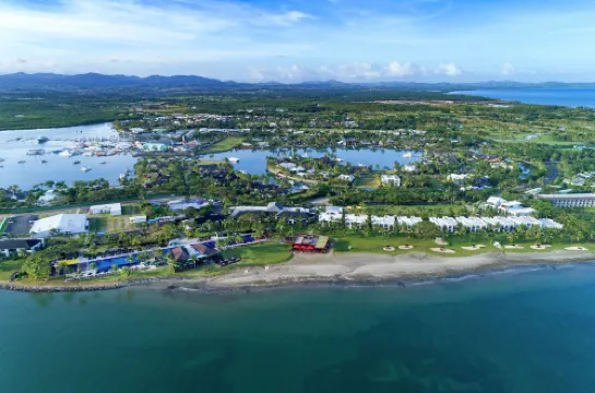 Hilton Fiji Beach Resort and Spa Hotels in Denarau Island