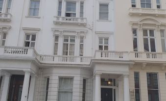 Studio Apartment in South Kensington 4