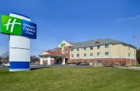 ホリデイ イン エクスプレス ホテル & スイーツ アーバナ-シャンペーン by IHG イリノイ大学 - デパートメント・オブ・マザマティックス周辺のホテル