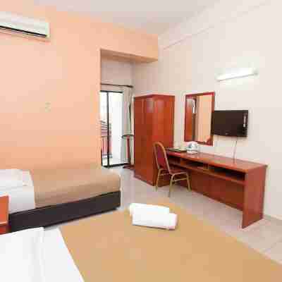 Desa Inn Hotel Rooms