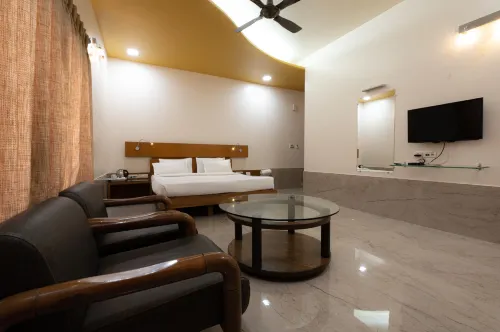 Hotel Manasi - 2-Star