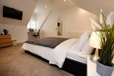 Apple Tree Place B&B Hotels near Douai Abbey
