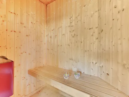 "Valea" - 300m to the Fjord