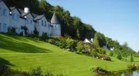 Loch Ness Lodge