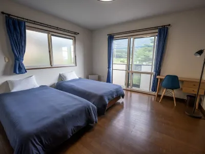 Five Peaks Jigokudani Hotels near Yokoteyama