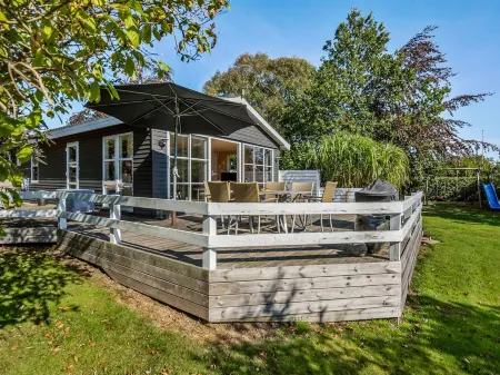 "Leandra" - 600m from the Sea Отели в г. Августенборг