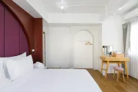 Grow Home -Stay and Space, Self Check-IN