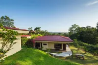 Arenal Volcano Inn Hotels near Tabacon Hot Springs