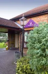 Premier Inn Manchester (Denton) Hotel in zona Stalybridge Library