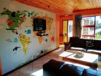 Saltycrax Backpackers Hotels in Bloubergstrand