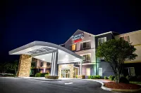 Fairfield Inn & Suites Fredericksburg Hotéis em Battlefield