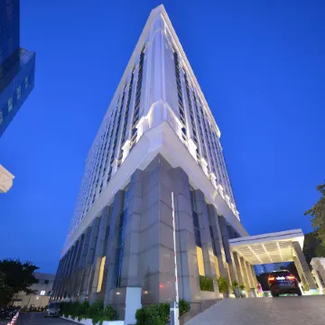 Ramada Plaza by Wyndham Chennai Отели рядом с достопримечательностью «Indian Institute Of Technology, Madras»