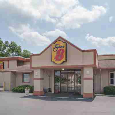 Super 8 by Wyndham Carlisle North Hotel Exterior