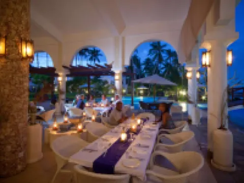 Lantana Galu Beach Hotels in Galu