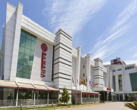 Ramada Plaza by Wyndham Izmit Hotel di Izmit