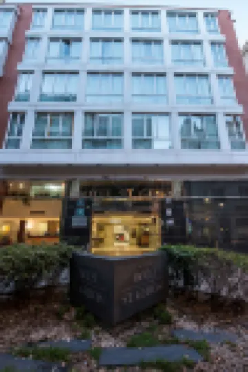 Silken Sant Gervasi โรงแรมใกล้ปาร์ค กูเอล