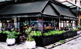 Plaza Hotel, Philian Hotels and Resorts