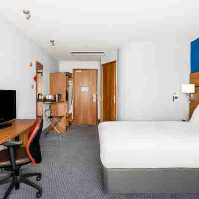 Holiday Inn Express Braintree Rooms