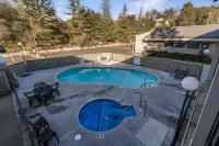 Sonora Aladdin Motor Inn - Pools