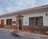Wanderlot - Hotel Plaza Central Các khách sạn ở 