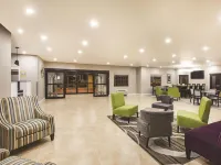 La Quinta Inn & Suites by Wyndham Ada
